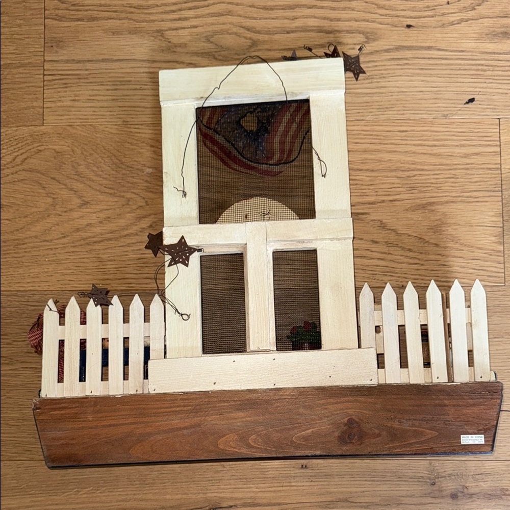 Rustic Americana Window Decor - Picture 9 of 12
